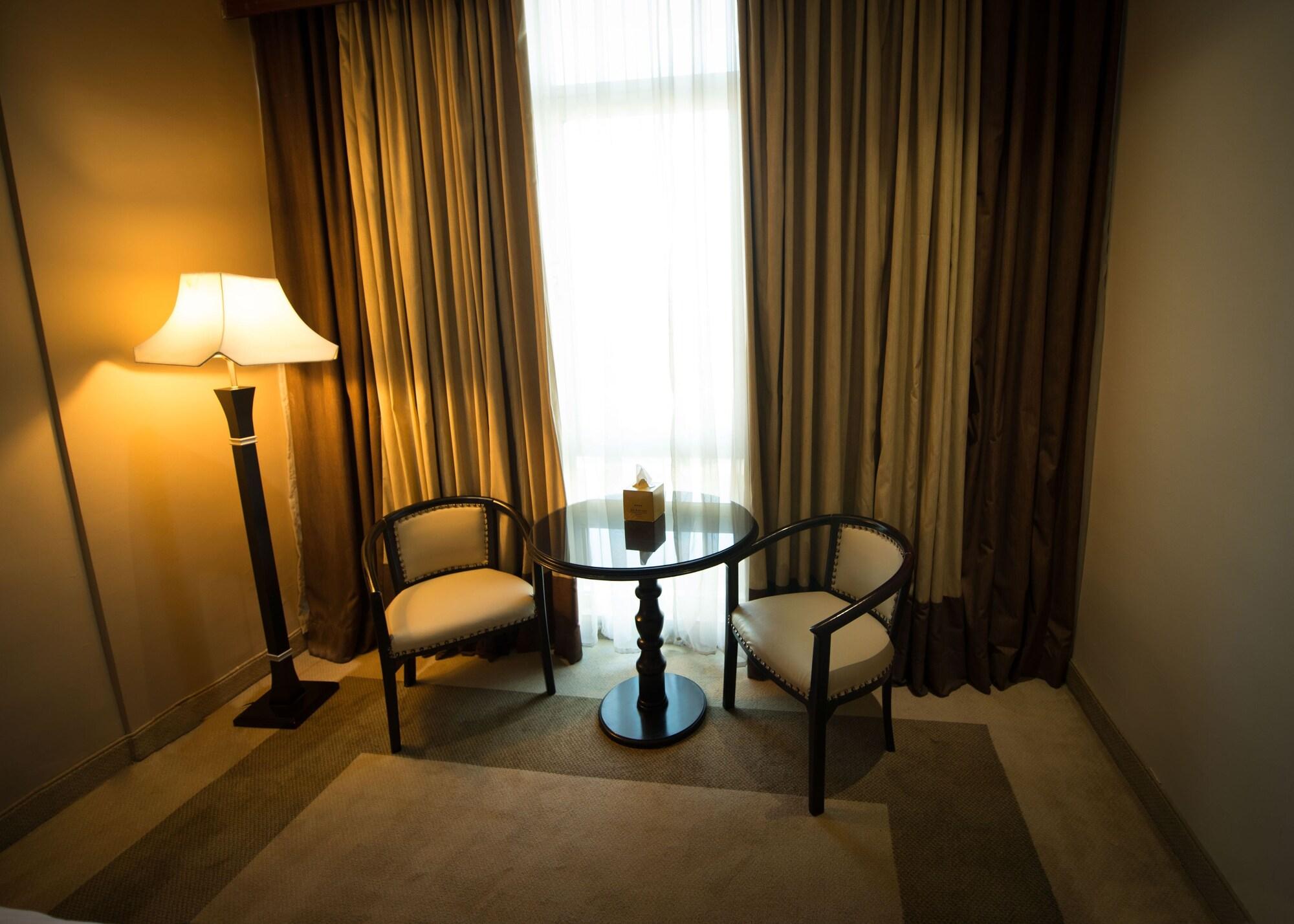 Century Park Hotel Amman Eksteriør billede