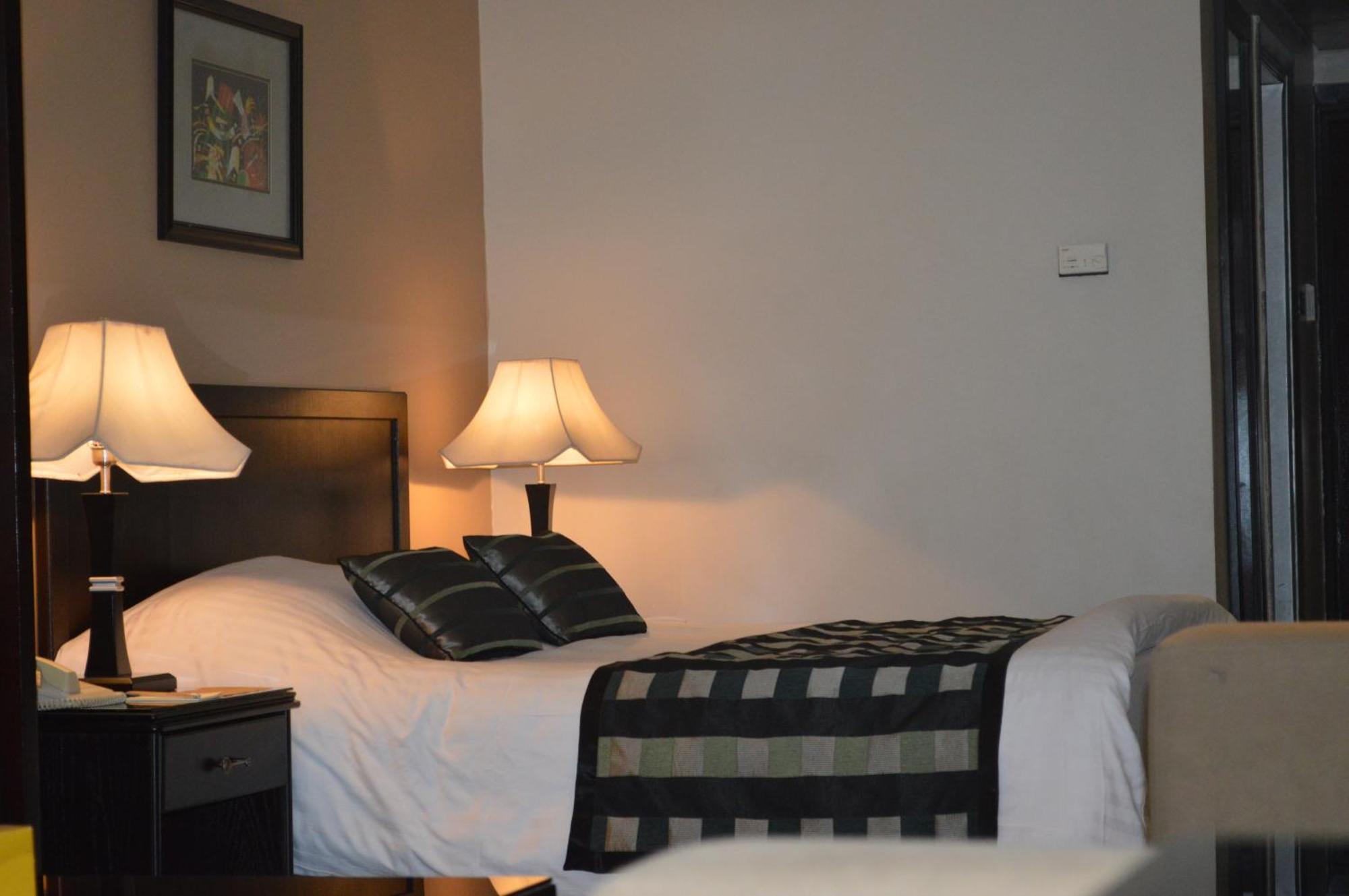 Century Park Hotel Amman Eksteriør billede