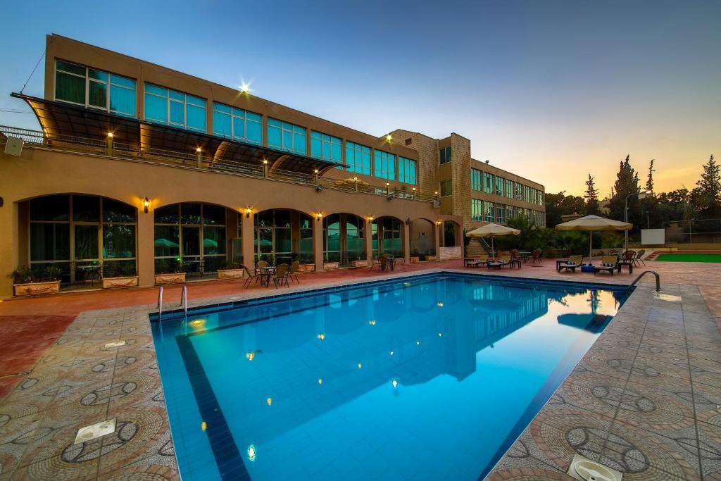 Century Park Hotel Amman Eksteriør billede