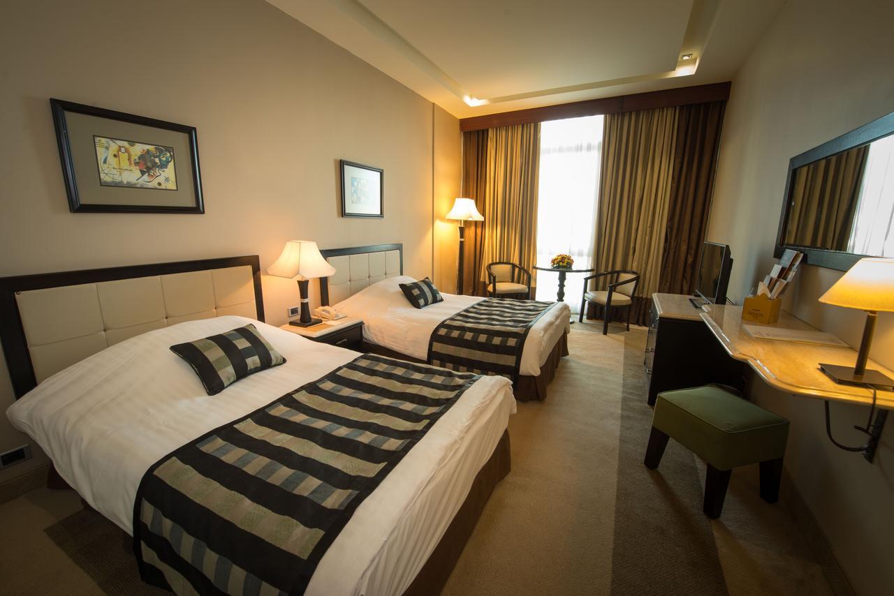 Century Park Hotel Amman Eksteriør billede