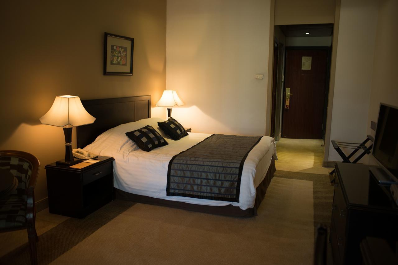 Century Park Hotel Amman Eksteriør billede