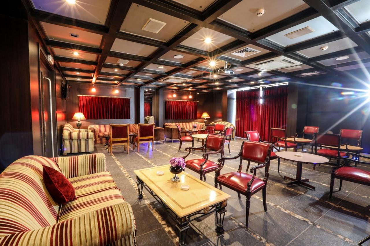 Century Park Hotel Amman Eksteriør billede