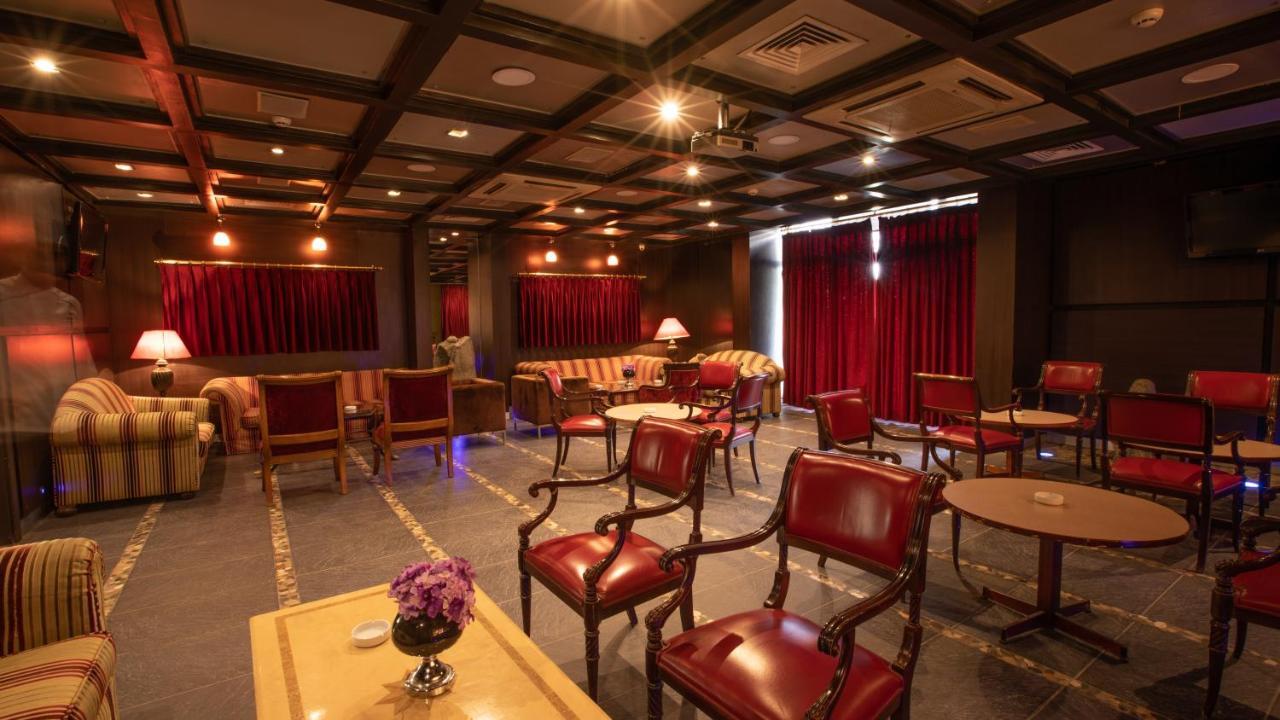 Century Park Hotel Amman Eksteriør billede